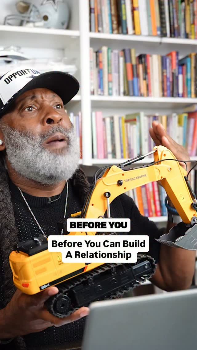 theshawnspeaks 게시물 이미지: How are you able to build something that...