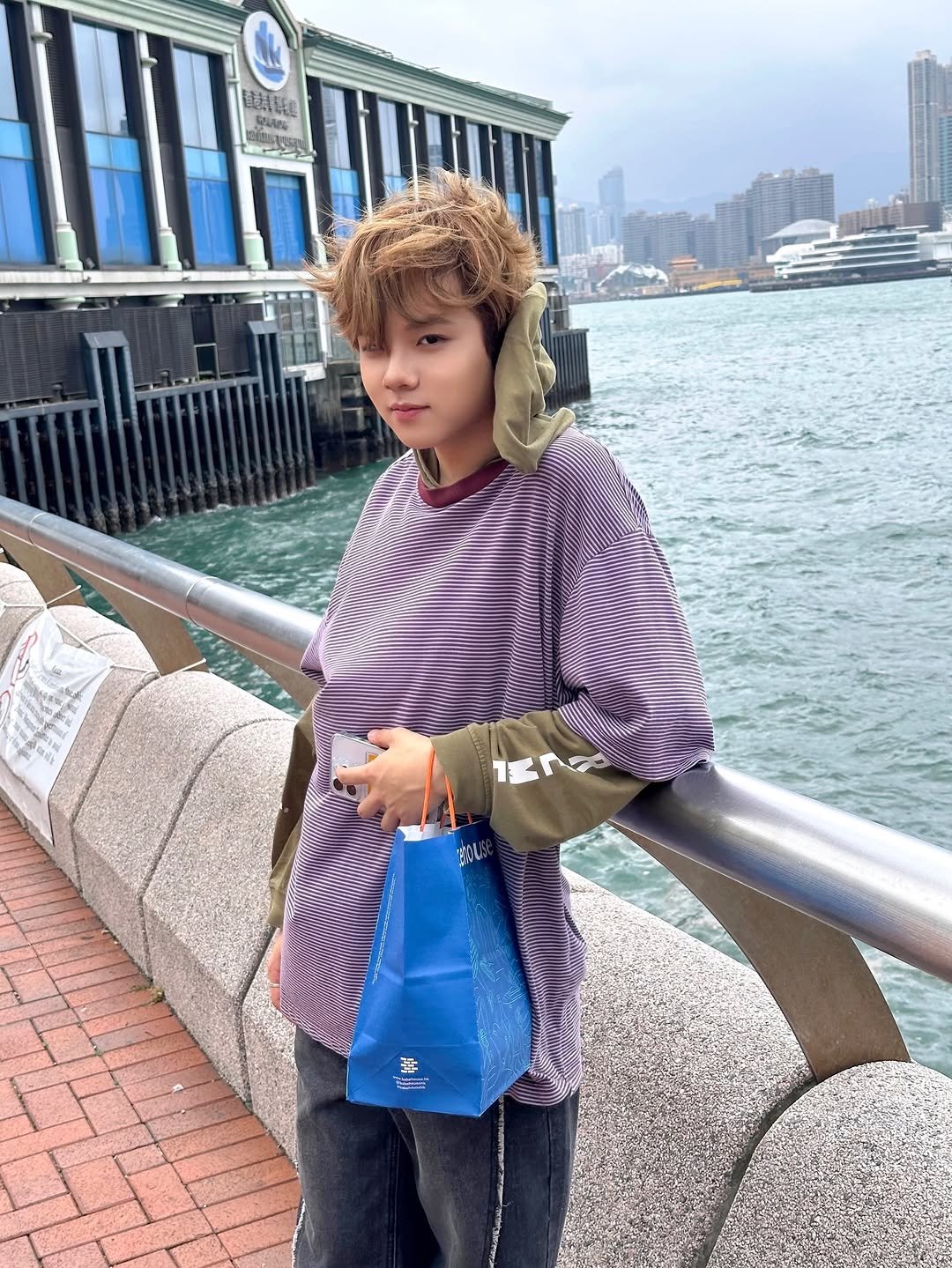 Photo by 더윈드 (The Wind) on March 20, 2026. May be an image of text.