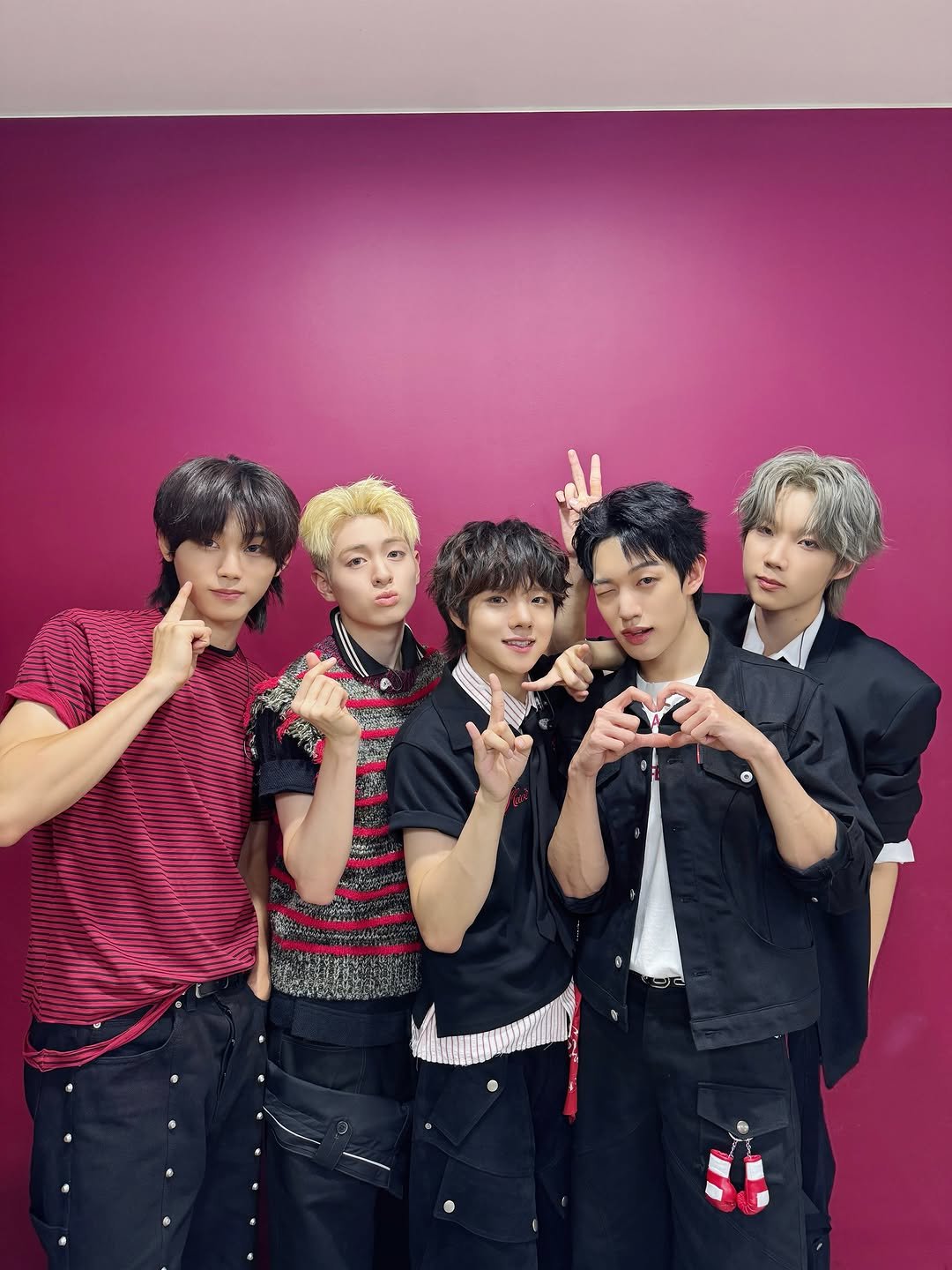 thewind.official 게시물 이미지: [📸]

#260808

✔️ The Wind (더윈드) MBC #음악중심...