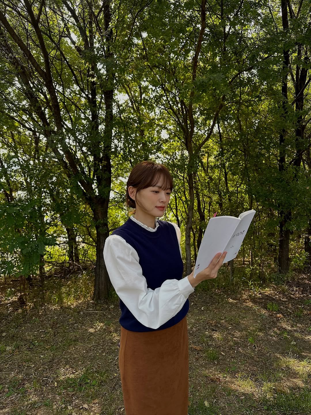 Photo by 천우희 on October 04, 2025. May be an image of cloak.