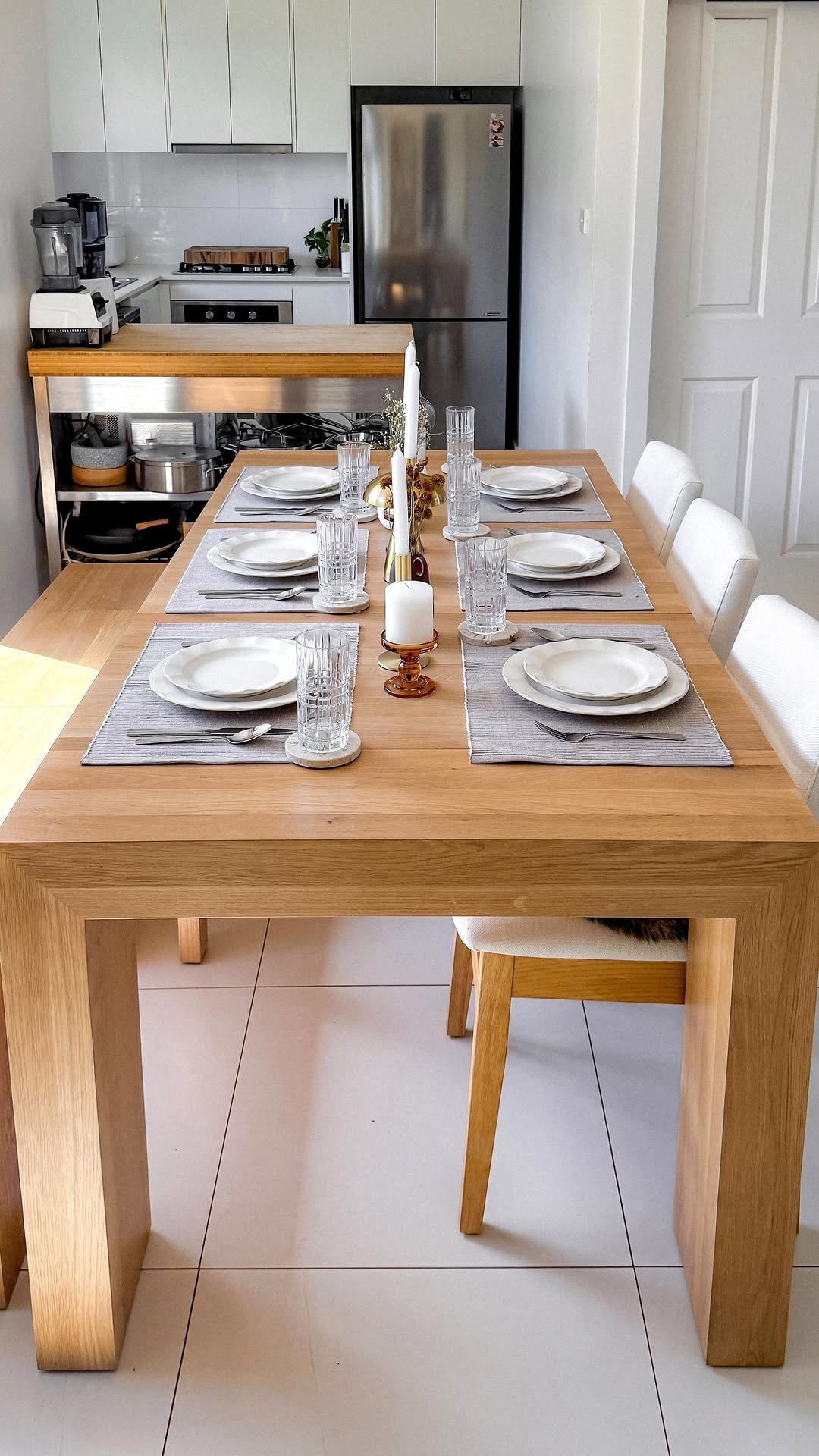 thrivingonplants 게시물 이미지: Small space, big hosting dreams? ✨ 

My...