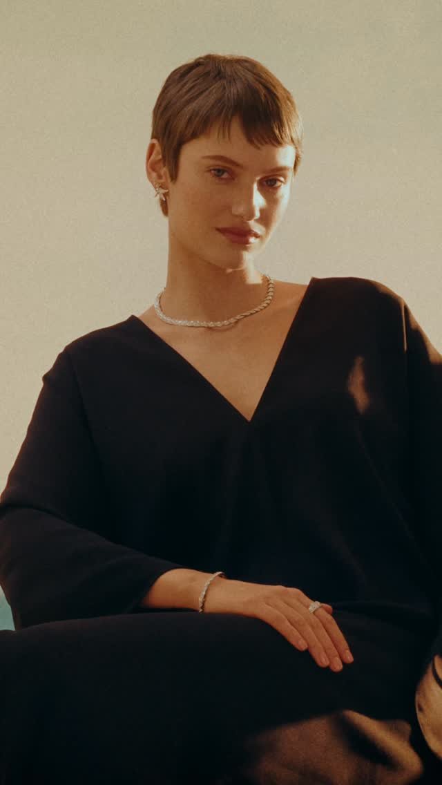 tiffanyandco 게시물 이미지: Summer soars at Tiffany & Co. with Bird on a...