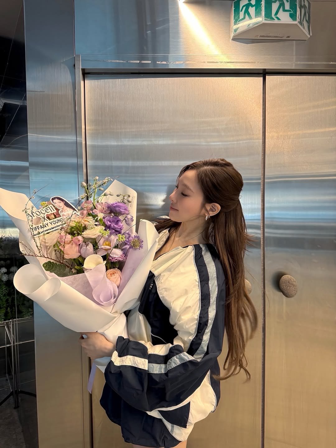 Photo by tiffany young on February 08, 2026. May be an image of flower arrangement, bouquet, prairie gentian, baby's-breath, white lily, rose, carnation and text that says 'K ocell YOUNG IFFANY'.