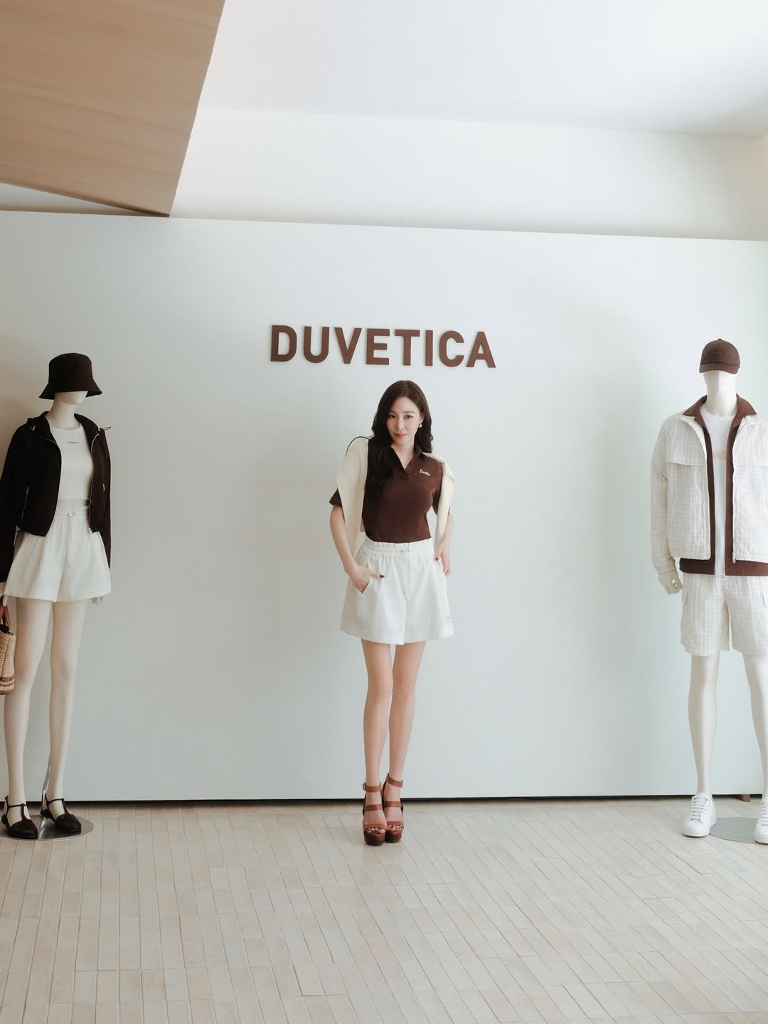 tiffanyyoungofficial 게시물 이미지: la bella summer 🍋🤎

@duveticakorea
#DUVETIVA...