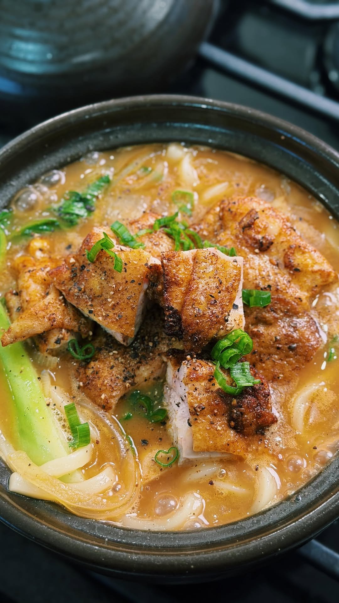 tiffy.cooks 게시물 이미지: CHICKEN CURRY NOODLE SOUP IN 20 MINUTES 🍜 easy...