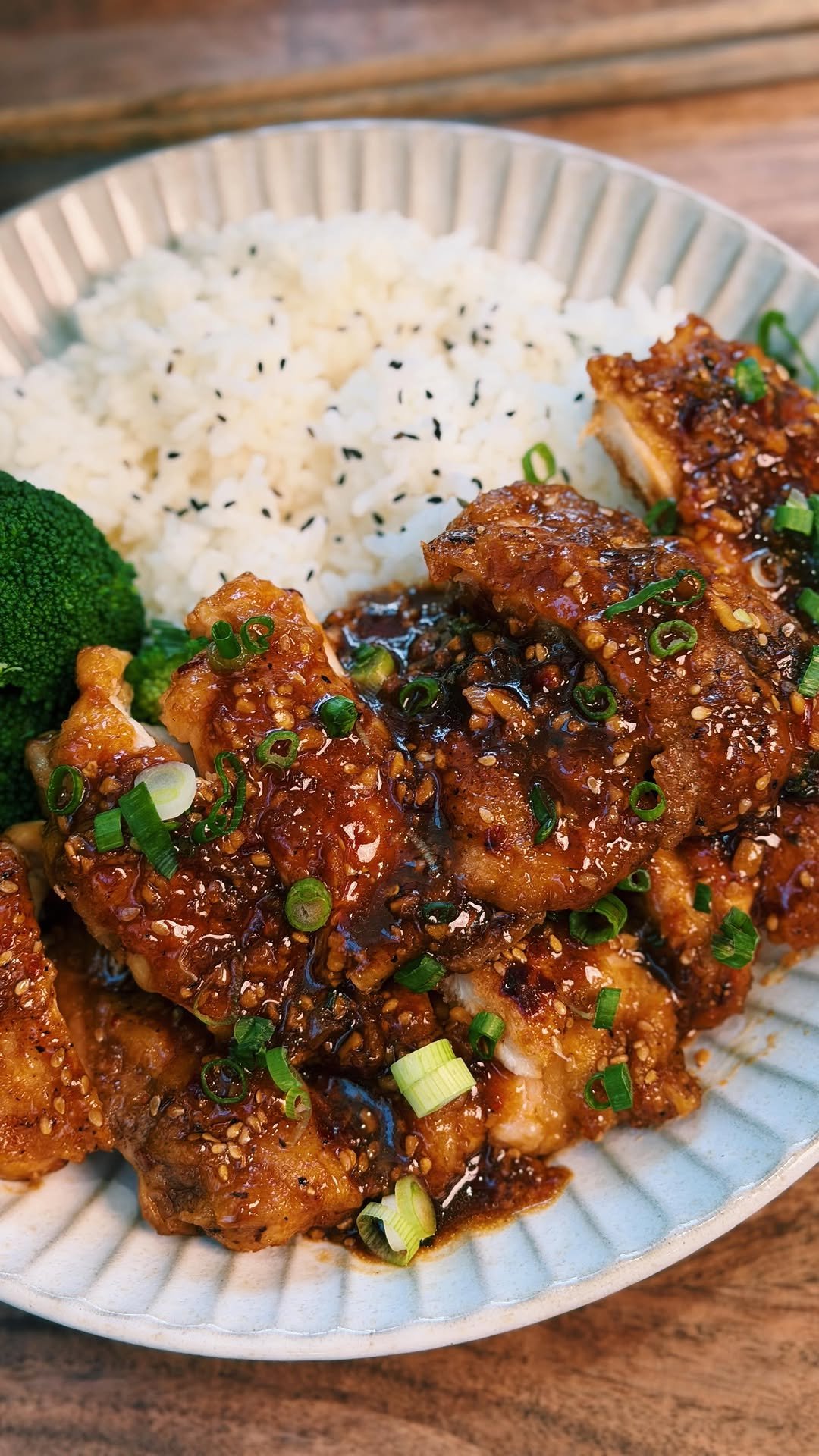 tiffy.cooks 게시물 이미지: ORANGE GLAZED CHICKEN IN 20 MINUTES 🍚 my go to...