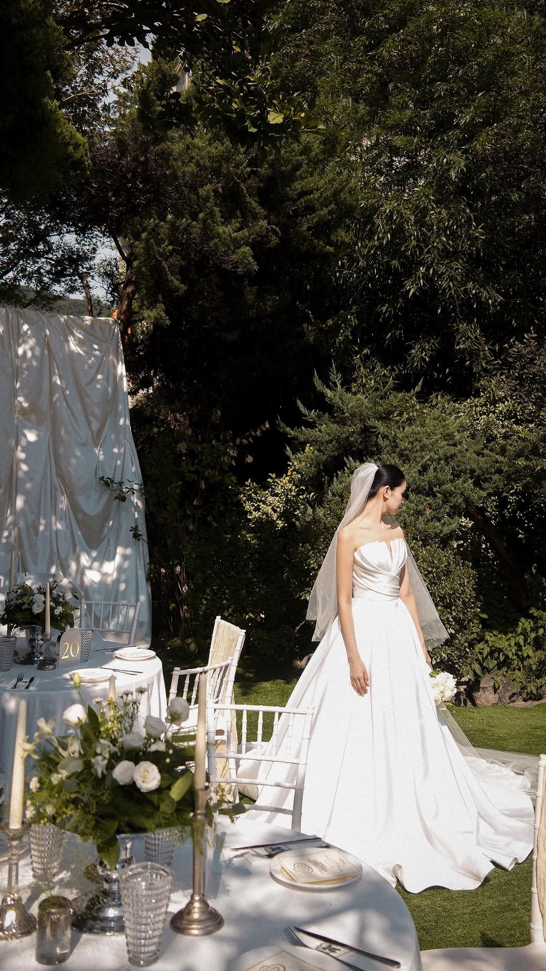 tiltedhannam 게시물 이미지: 우리의 하루가 시작된 순간
#틸티드한남

#야외웨딩 #하우스웨딩 #커스텀웨딩 #프라이빗웨딩