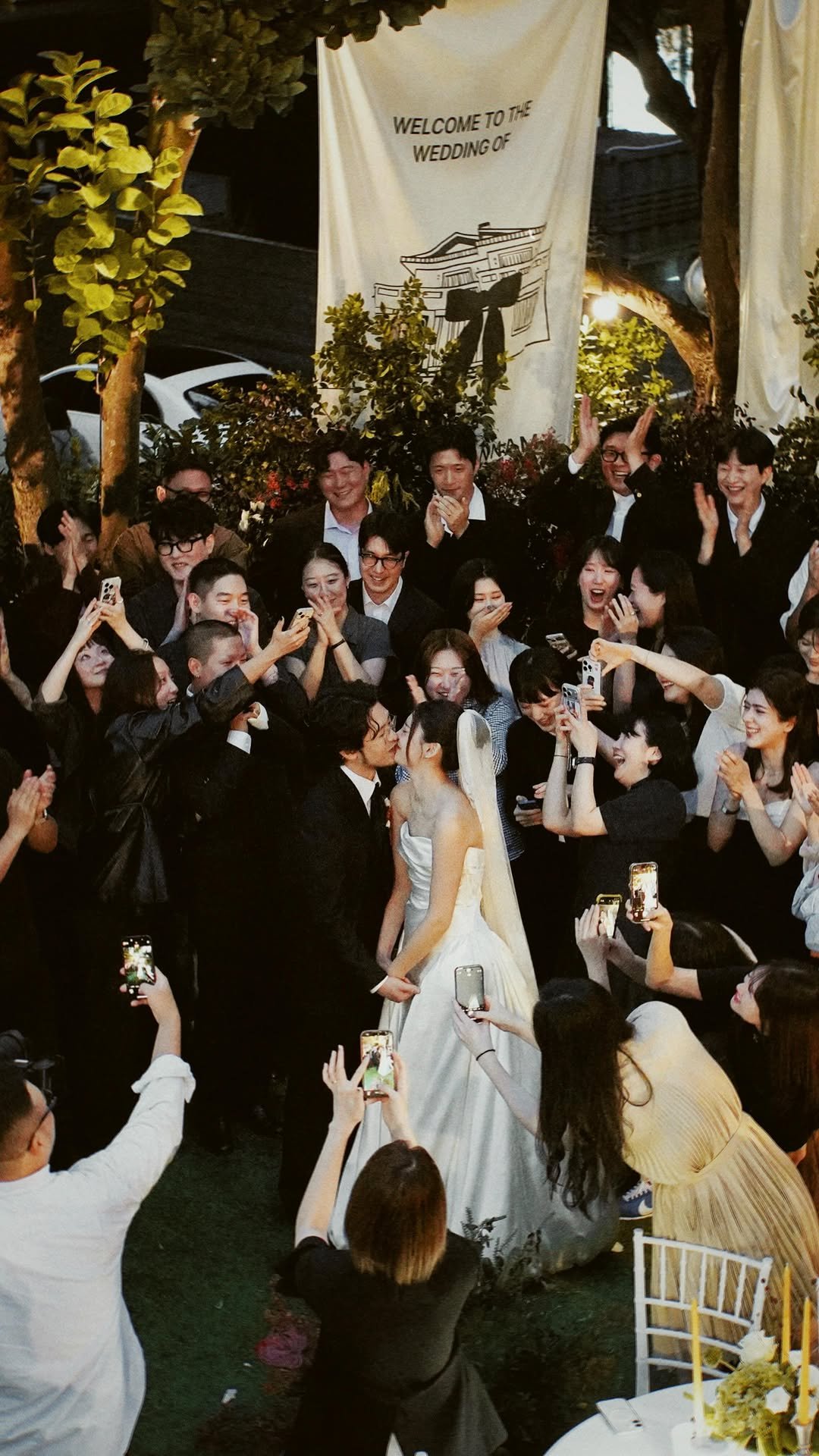 tiltedhannam 게시물 이미지: 가장 편안한 집에서 우리가 사랑하는 사람들과
#틸티드한남

#하우스웨딩 #야외웨딩...