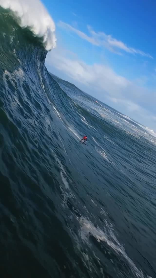 tim_bonython_swellchasers 게시물 이미지: Incredible drone vision shot by Marcio @mcydro...