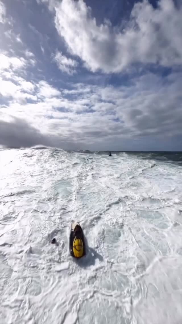 tim_bonython_swellchasers 게시물 이미지: I love this!! Epic work by @mcydro Get...