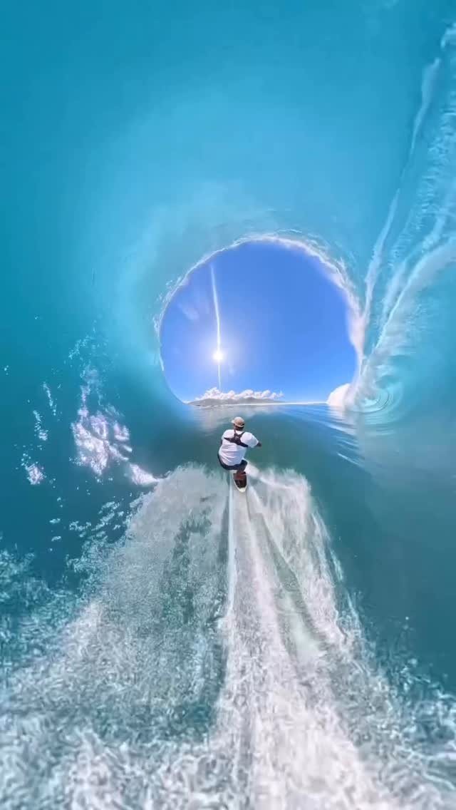 tim_bonython_swellchasers 게시물 이미지: @tikanuismith does it his way..@tikanuismith...