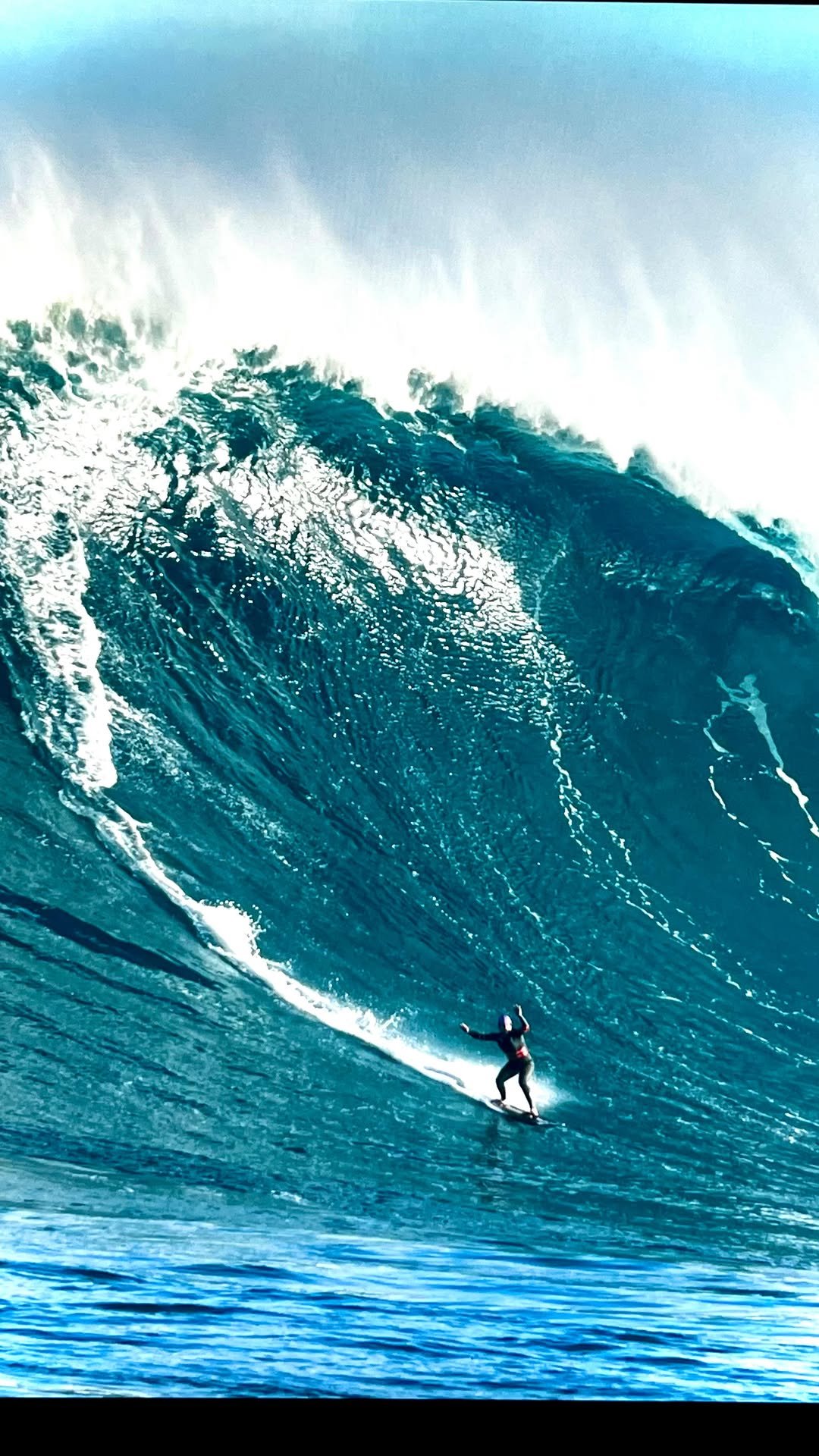 tim_bonython_swellchasers 게시물 이미지: This goes down as one of the biggest days in...