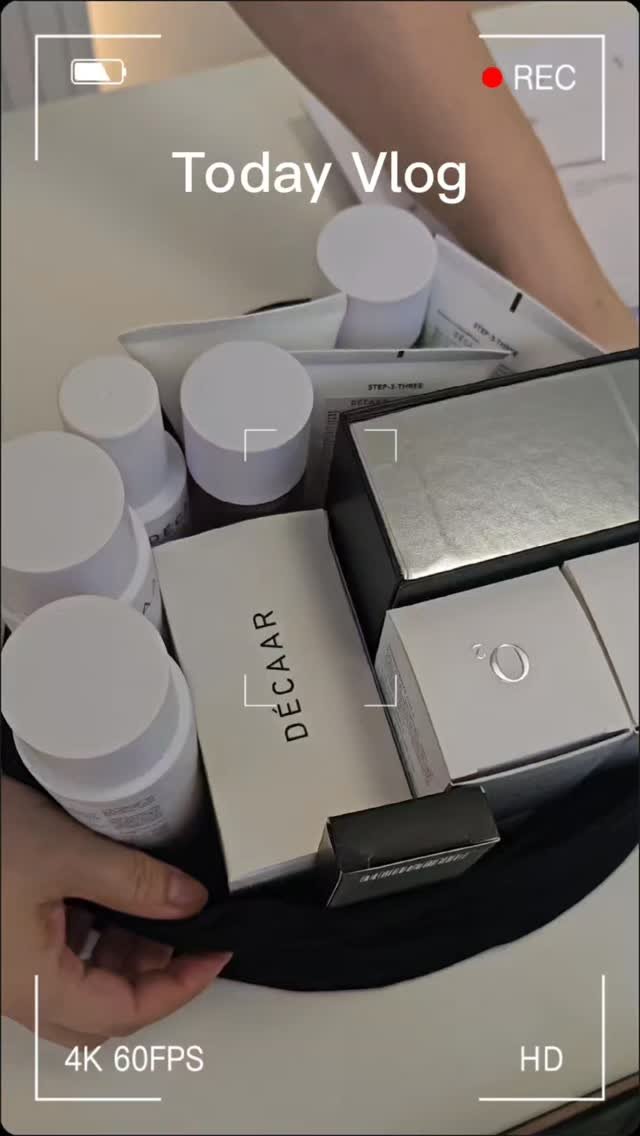 tinalab_c 게시물 이미지: 요즘 고객님들 피부를 보면
단순히 각질만 정리하면 되는 피부가 아닙니다.

예민함,...