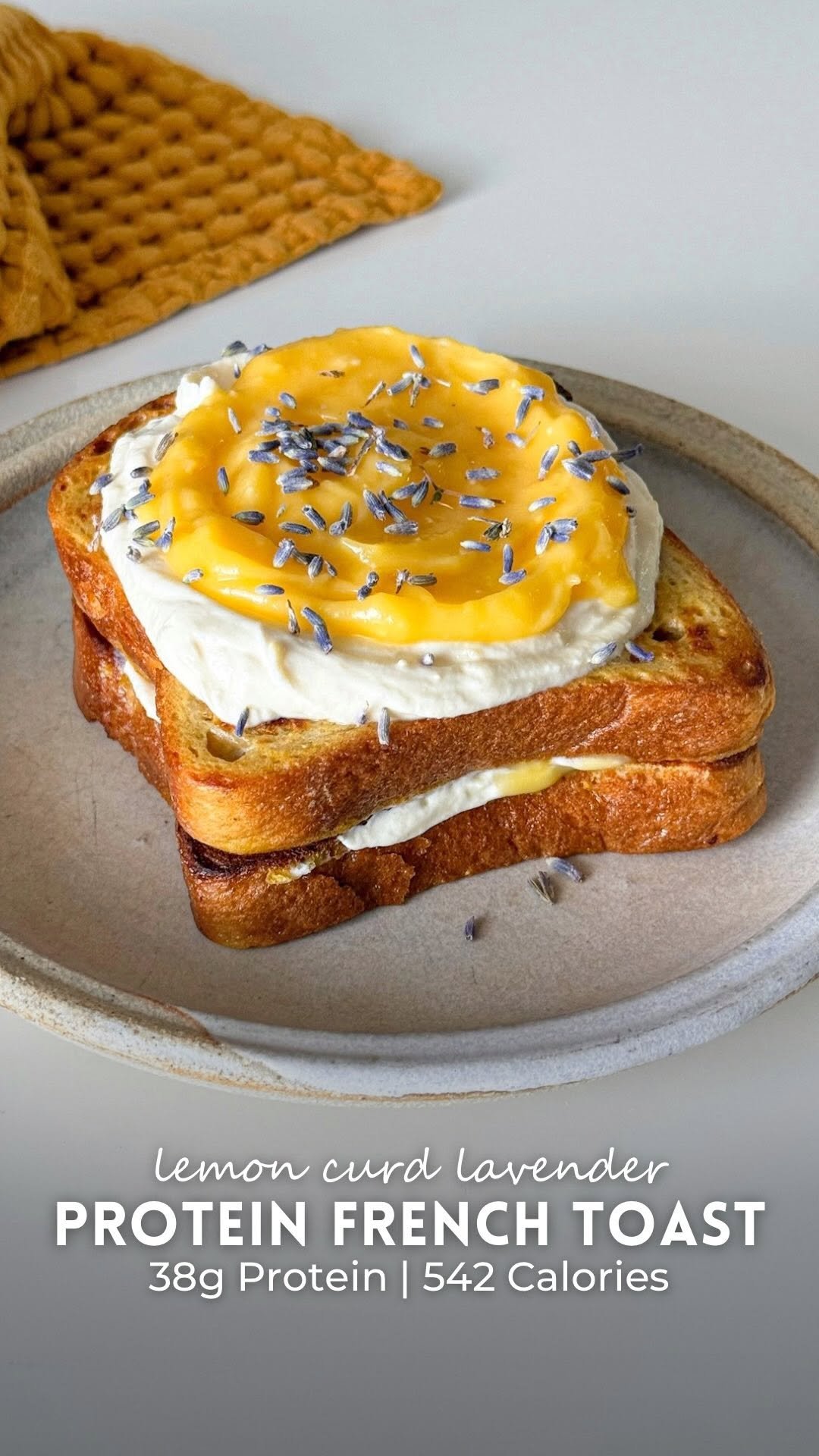 tishasveggieeats 게시물 이미지: This lemon curd lavender French toast is one...