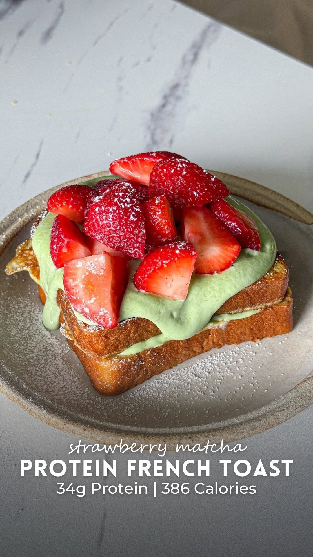 tishasveggieeats 게시물 이미지: This strawberry matcha French toast is such a...
