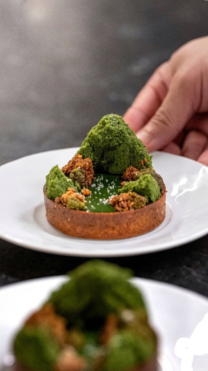 today_dessert 게시물 이미지: 쑥 디저트로 예술을 표현하면 이런 느낌일까요..?

<Island Mugwort...