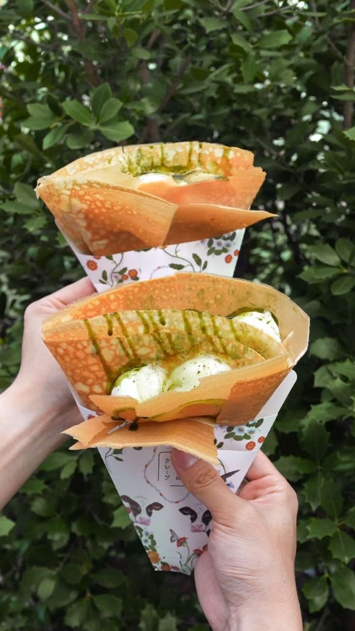 today_dessert 게시물 이미지: 슬라임 같은 모찌가 올라간 말차크레페..?

<Matcha Warabi Mochi...