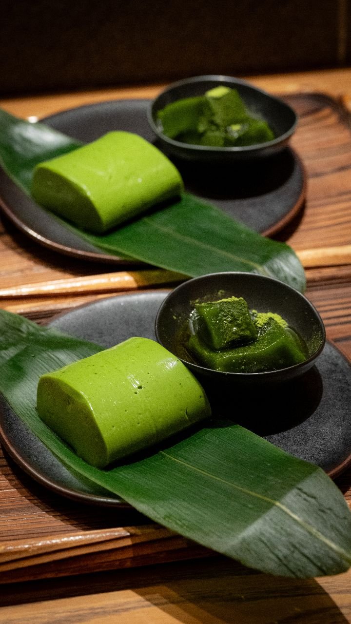 today_dessert 게시물 이미지: 잎사귀를 까야만 먹을 수 있는 말차 푸딩?
<Matcha Pudding in...