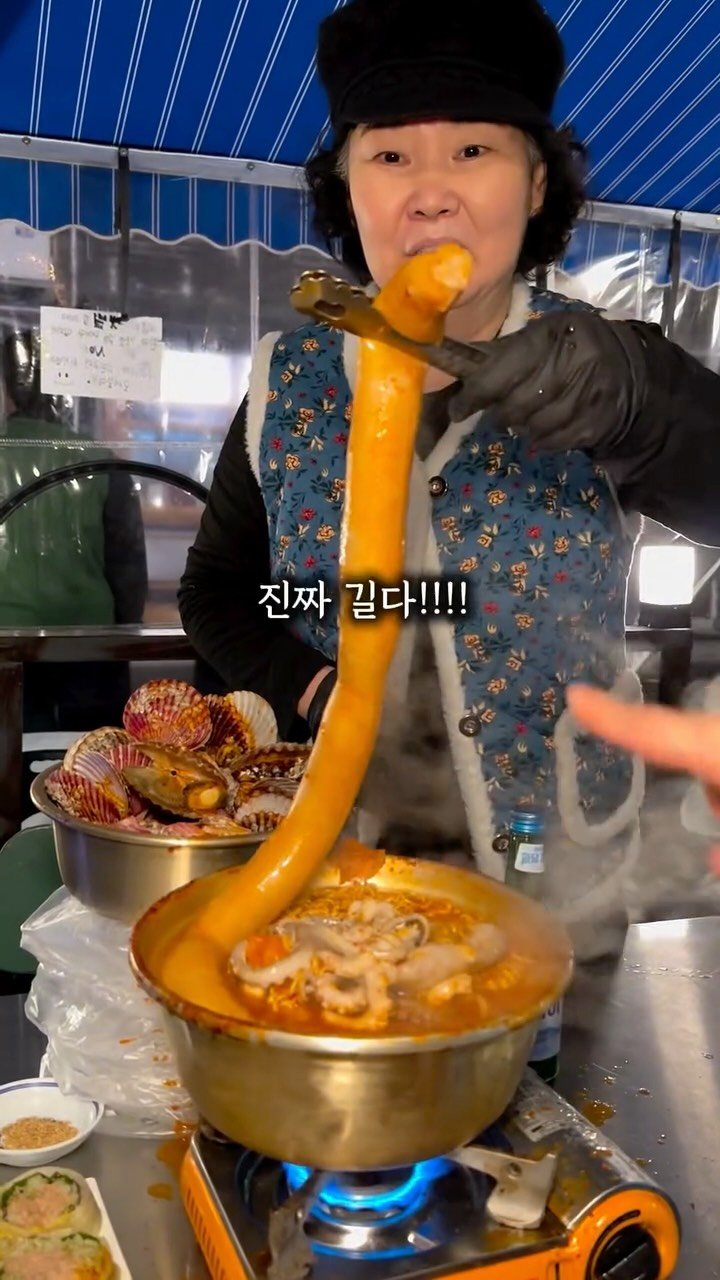 todays_busan 게시물 이미지: 이런 메뉴 먹어봄 ? 
부산 그어디서도 맛볼수 없는 
신박한 음식을 파는곳...