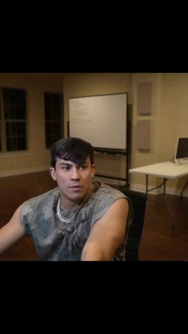 togi 게시물 이미지: I’m sorry I guess?