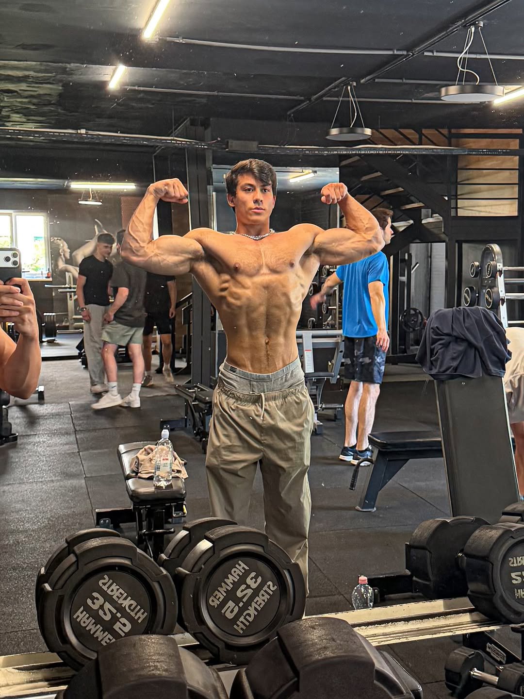 togi 게시물 이미지: Ppl said I lost my gainz. I say I’m in a box....