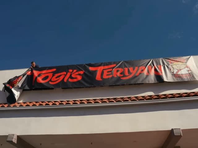 togi 게시물 이미지: FROM THE YT VID “WE OPENED A RESTAURANT”
