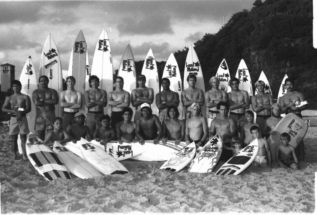 tokorosurfboards 게시물 이미지: The 90’s Crew 🌴

#LocalMotionHawaii #Surfers #Shapers
