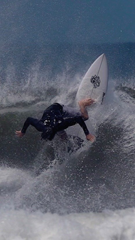 tokorosurfboards 게시물 이미지: @zekelau getting nuts on the morning...