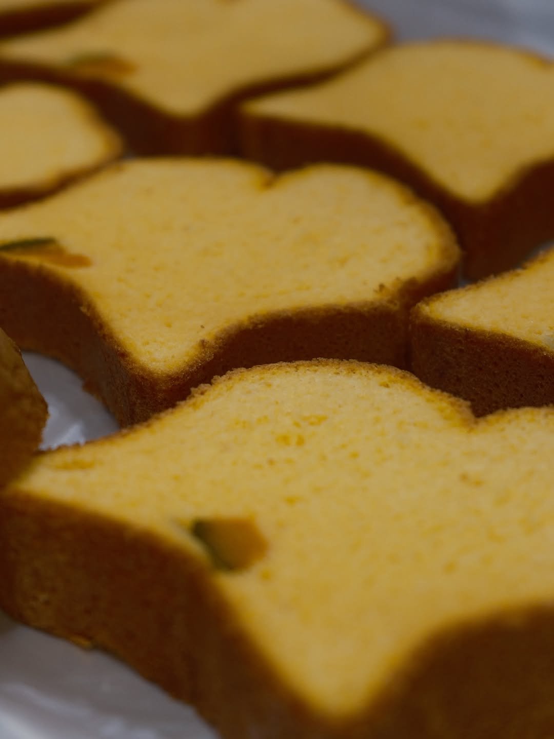 Photo shared by 톰리프 (Tomlif) on December 18, 2025 tagging @tomlif_official. May be an image of chiffon cake, cornbread, toast, baked goods and text.