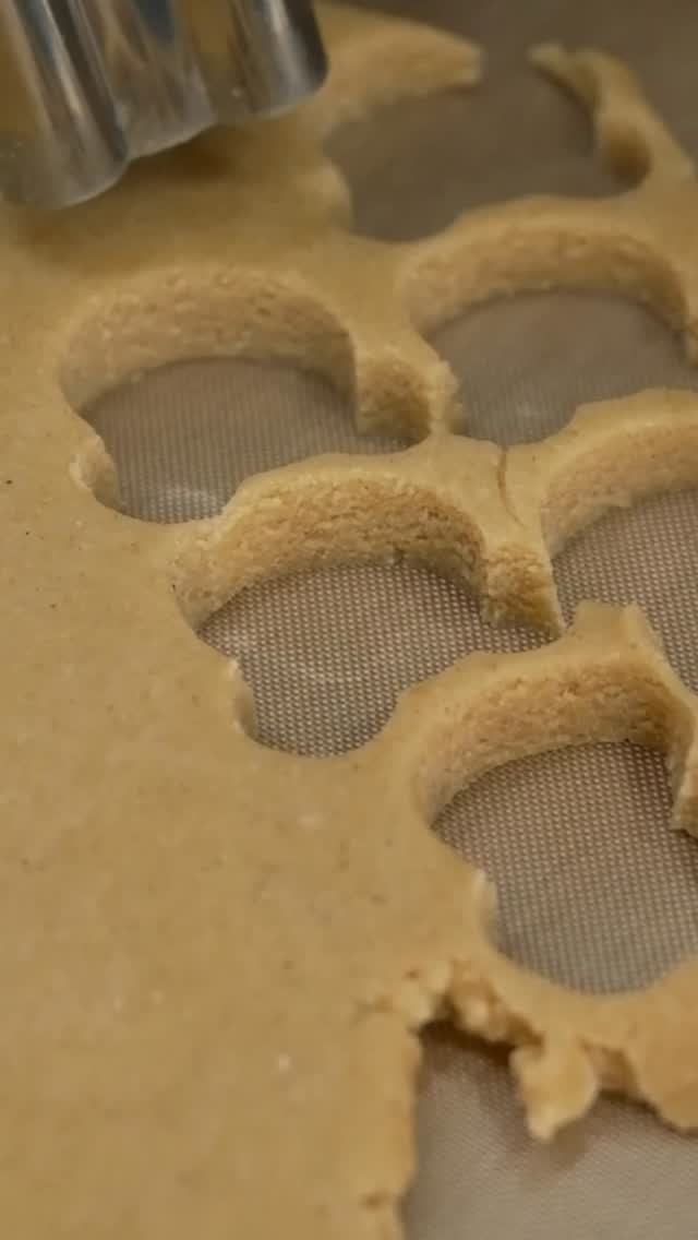 tomlif_official 게시물 이미지: 매일 조금씩 착실하게 구워내고 있고, 그 과정의 기쁨이 몹시...