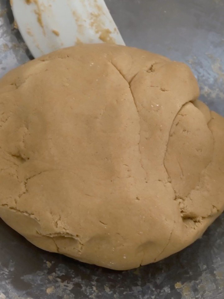 tomlif_official 게시물 이미지: 직접 황태의 염분을 빼고, 건조하고, 갈아내어 사용하기 때문에 황태 가루는...