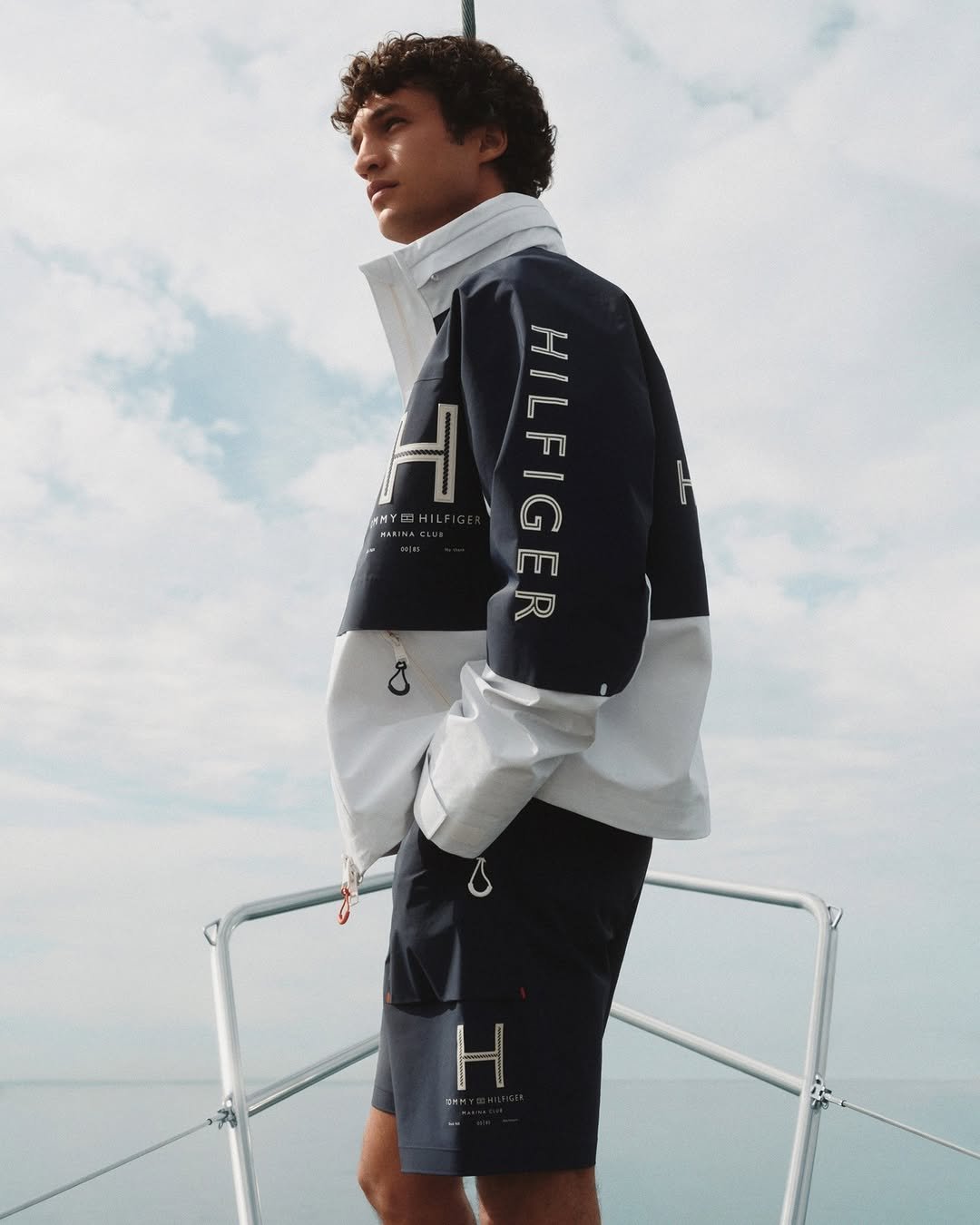 tommyhilfiger 게시물 이미지: Performance wear for him—lightweight,...