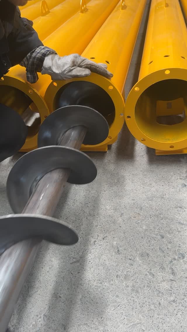 tongjinjin_machinery 게시물 이미지: TongJinJin Cement Screw Conveyor...