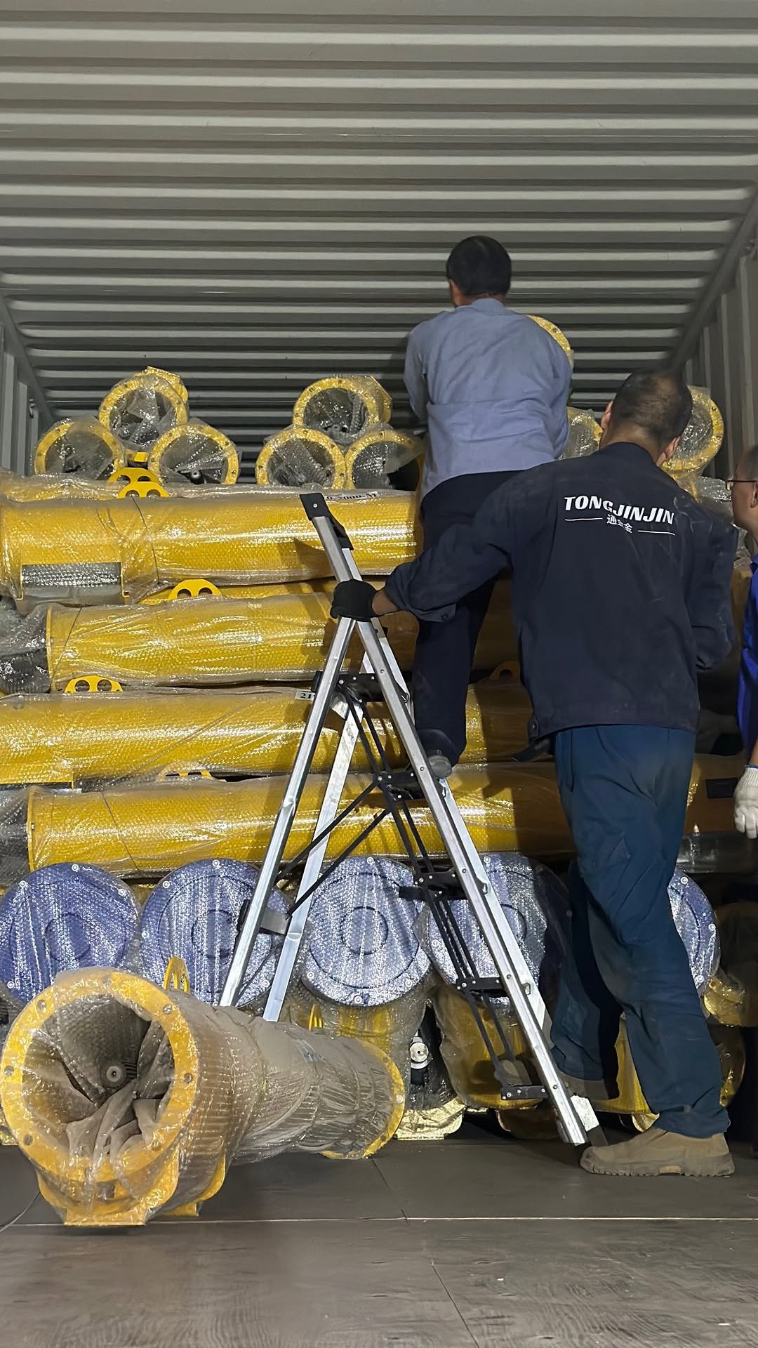 tongjinjin_machinery 게시물 이미지: TongJinJin Cement Screw Conveyor...