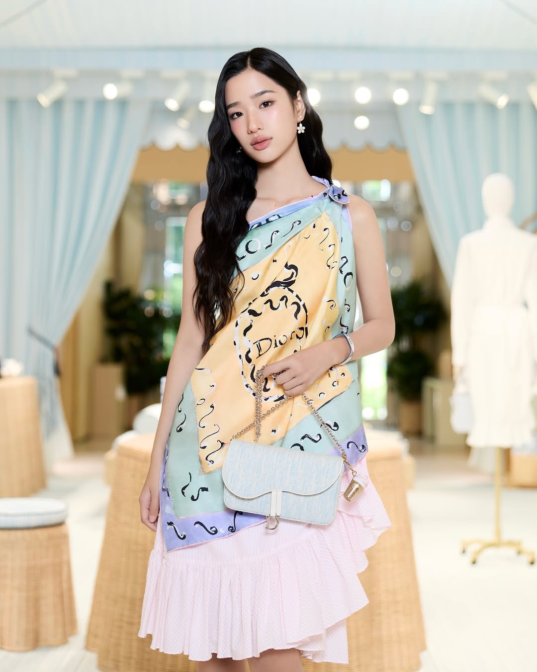tontawan 게시물 이미지: Summer wrapped in @Dior #Dioriviera