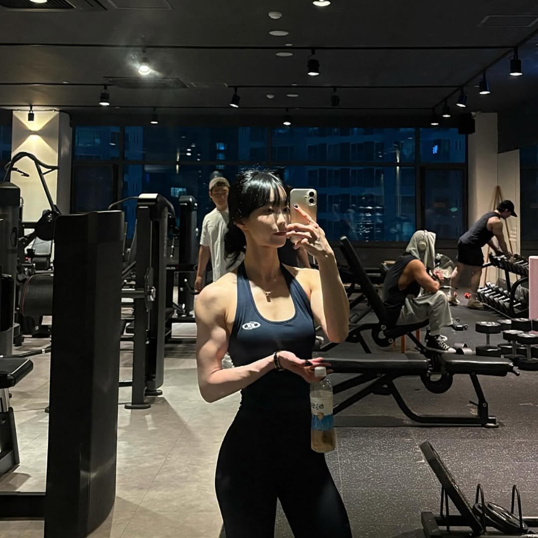 toodunggg__ 게시물 이미지: 등