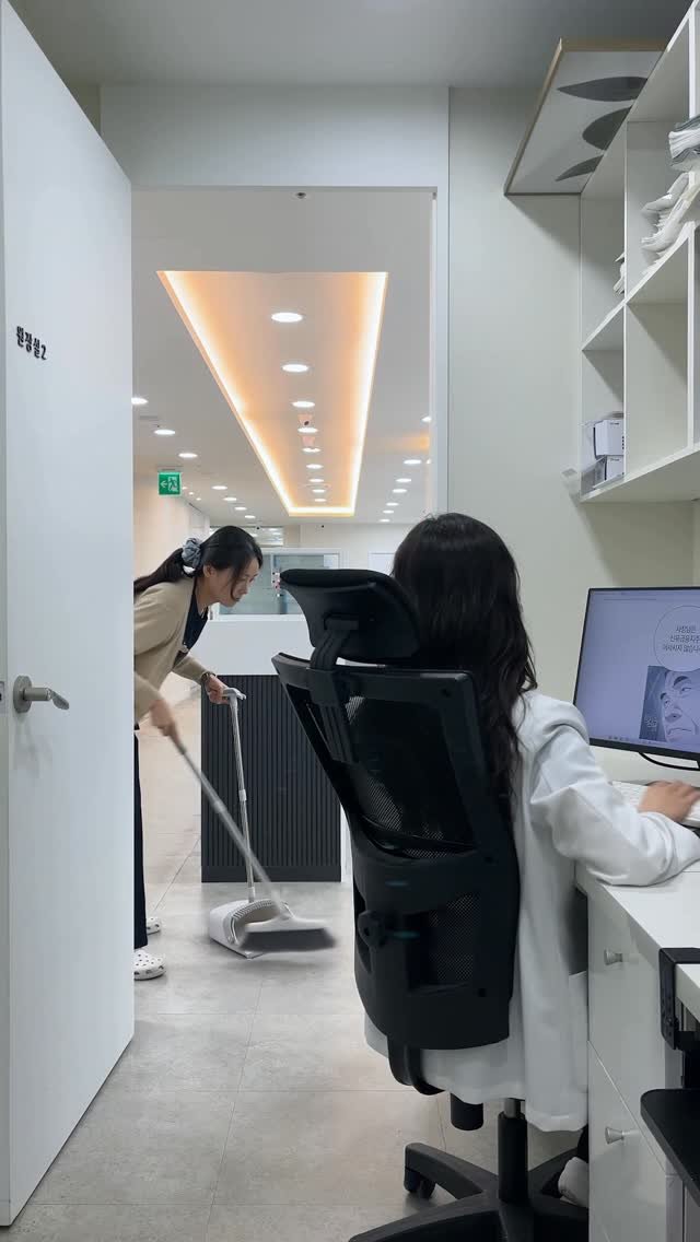 toothsilverzero 게시물 이미지: 정말 못 보겠어요🫣