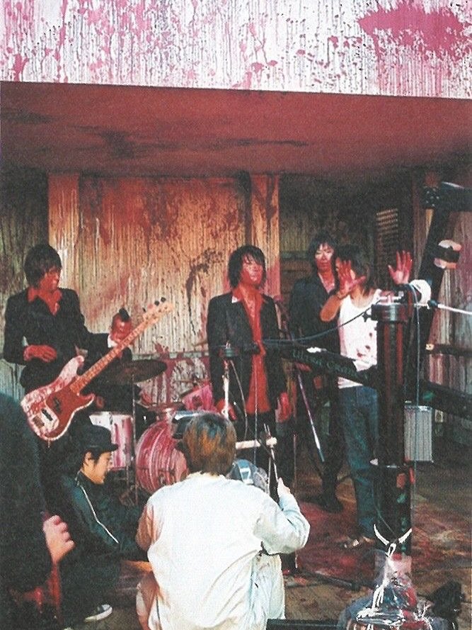 Photo by 탑스터 on September 23, 2025. May be an image of 6 people, guitar and text.