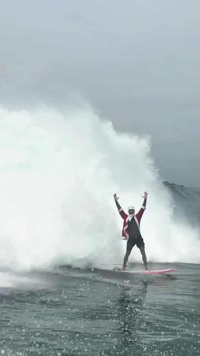 trekomias 게시물 이미지: Tá On Fire hein Papai Noel TVB🔥 Mas agora já...