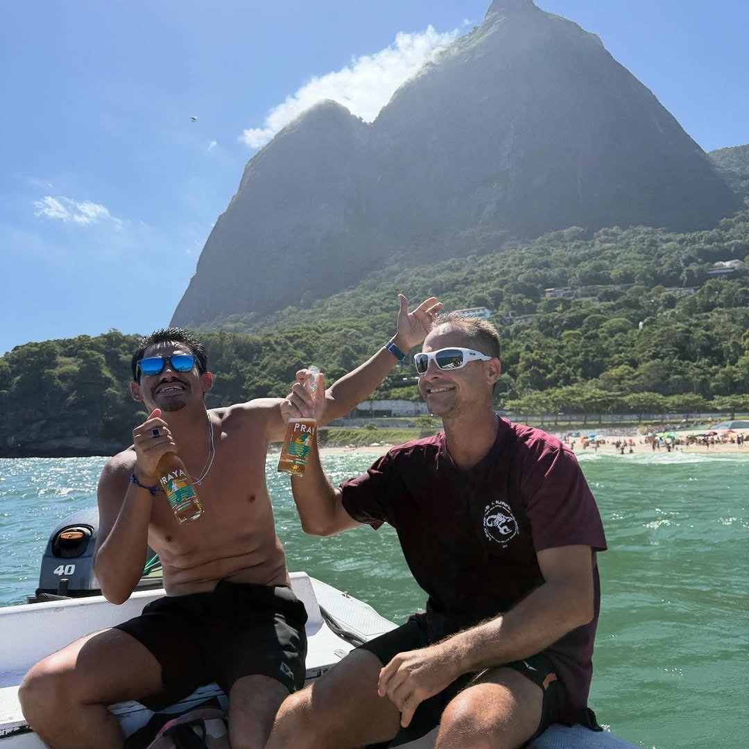 Photo shared by Marcelo Trekinho on January 06, 2026 tagging @gabrielpastori, and @boquinhadaniel. May be an image of jet ski, speedboat, beach and text.