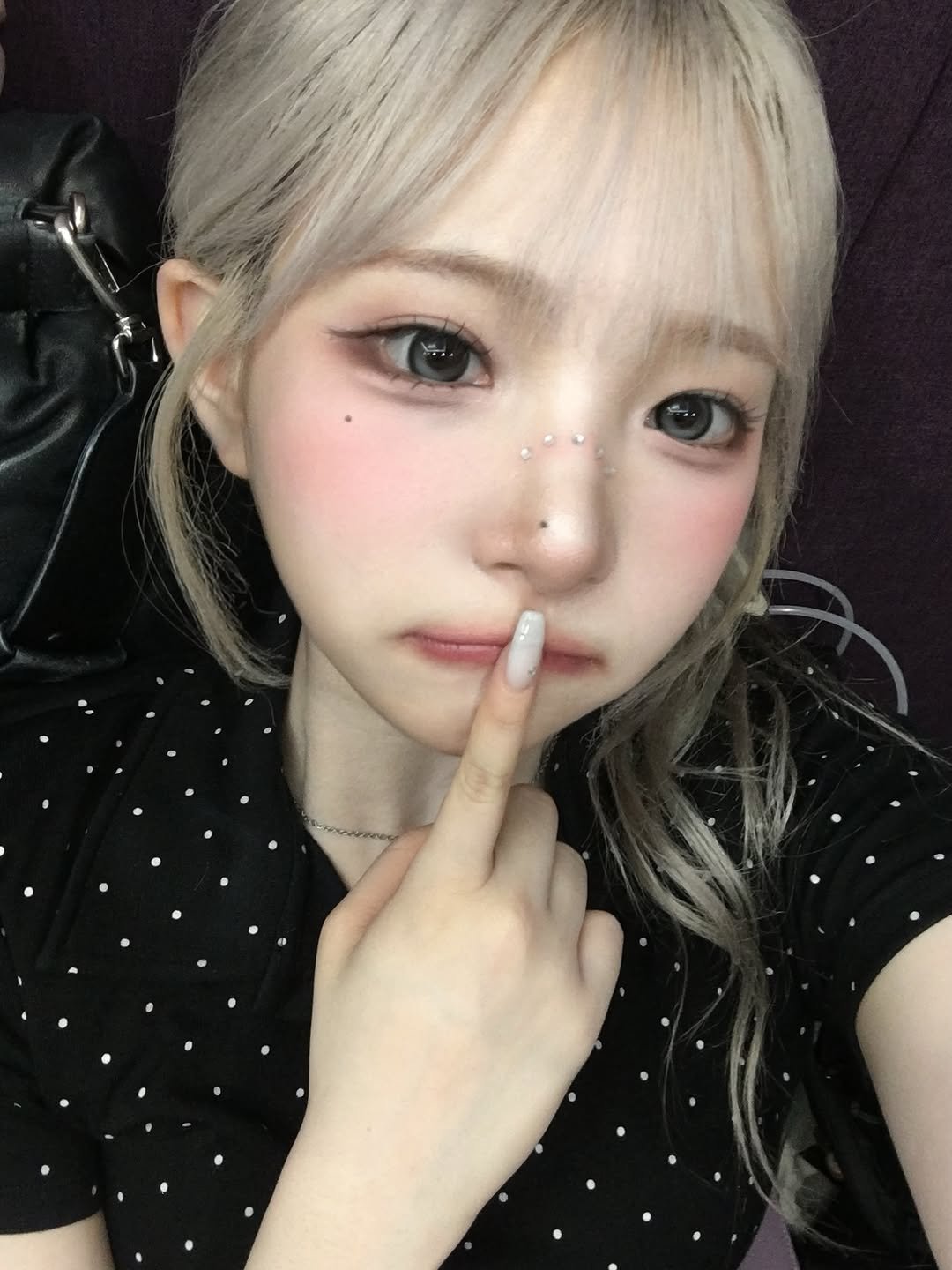 triplescosmos 게시물 이미지: 누구 손이게~?

#tripleS #트리플에스
#HaYeon #하연