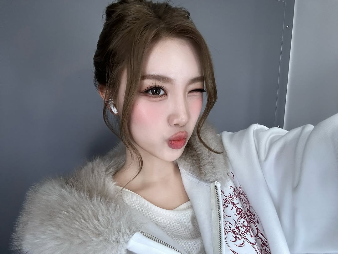 Photo by tripleS official on March 23, 2026. May be a selfie of one or more people, braids, makeup and text.