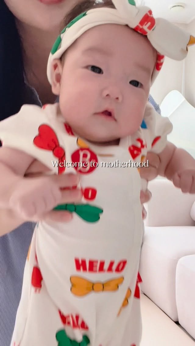 tt_buboo 게시물 이미지: D+100 🤍

임신시절 신기하기만 했던 태동이 
너무 그리운 지금 
벌써...