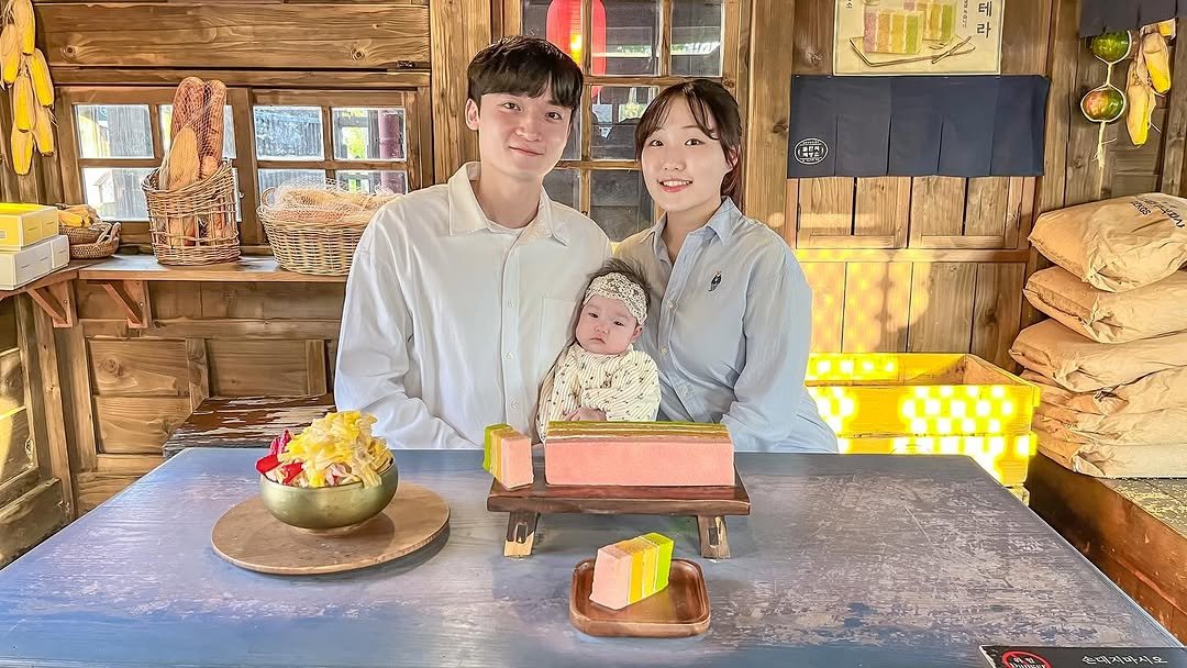 Photo by 쑹마이 (TT부부) | 육아 • 리빙 • 블로그 on October 25, 2025. May be an image of one or more people and text.