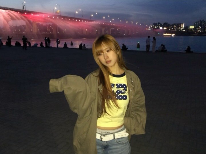 ttoking_today 게시물 이미지: 무지개분수 오픈런 - 🌈

#데일리룩 #데일리코디 #여자코디 #여자패션 #반포한강공원