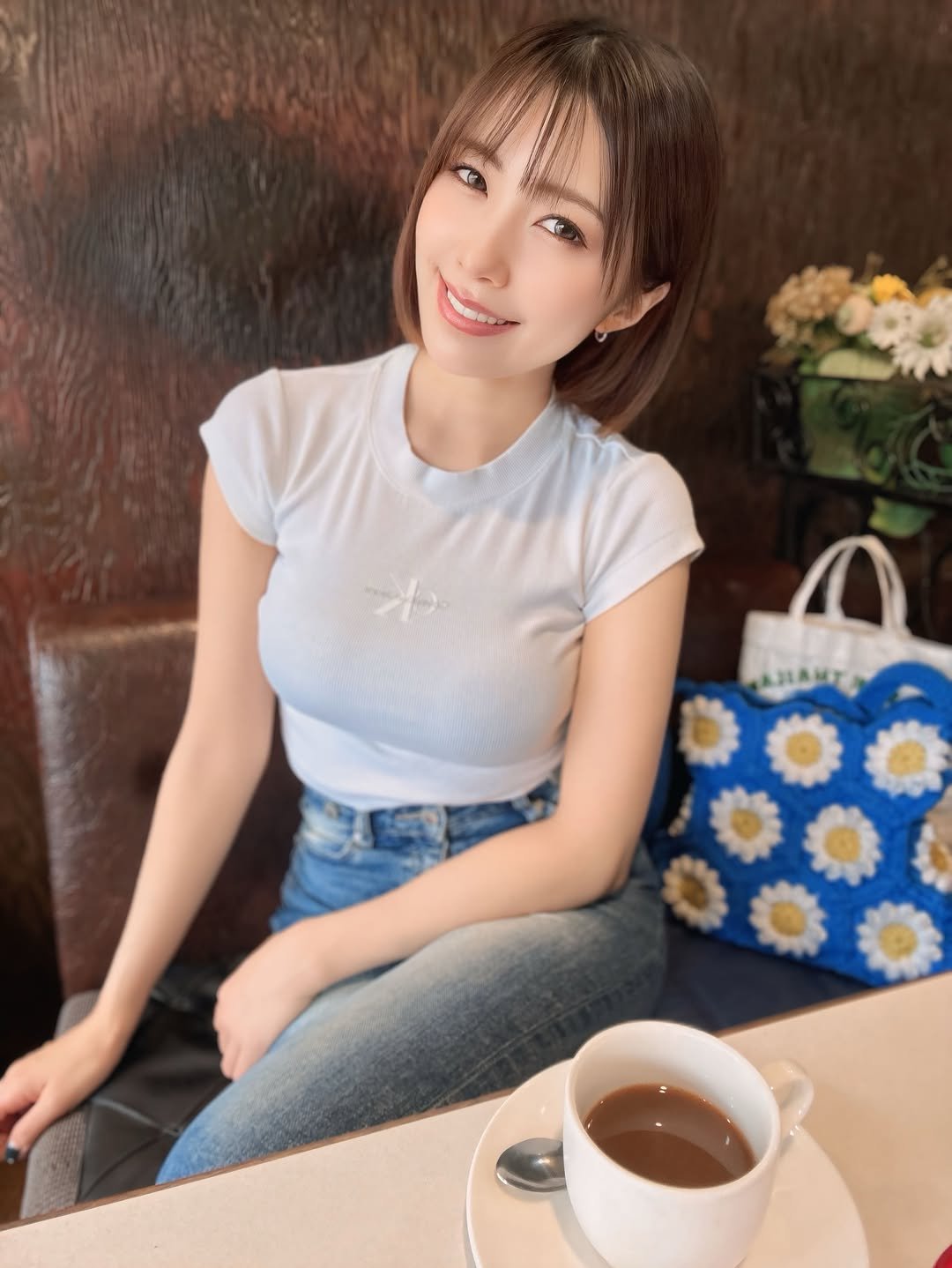 tubasa___mai 게시물 이미지: .
たまたま入った喫茶店が、
私好みのノスタルジックでした🥹❤️‍🔥
⁡
3枚目の電話は今も使...