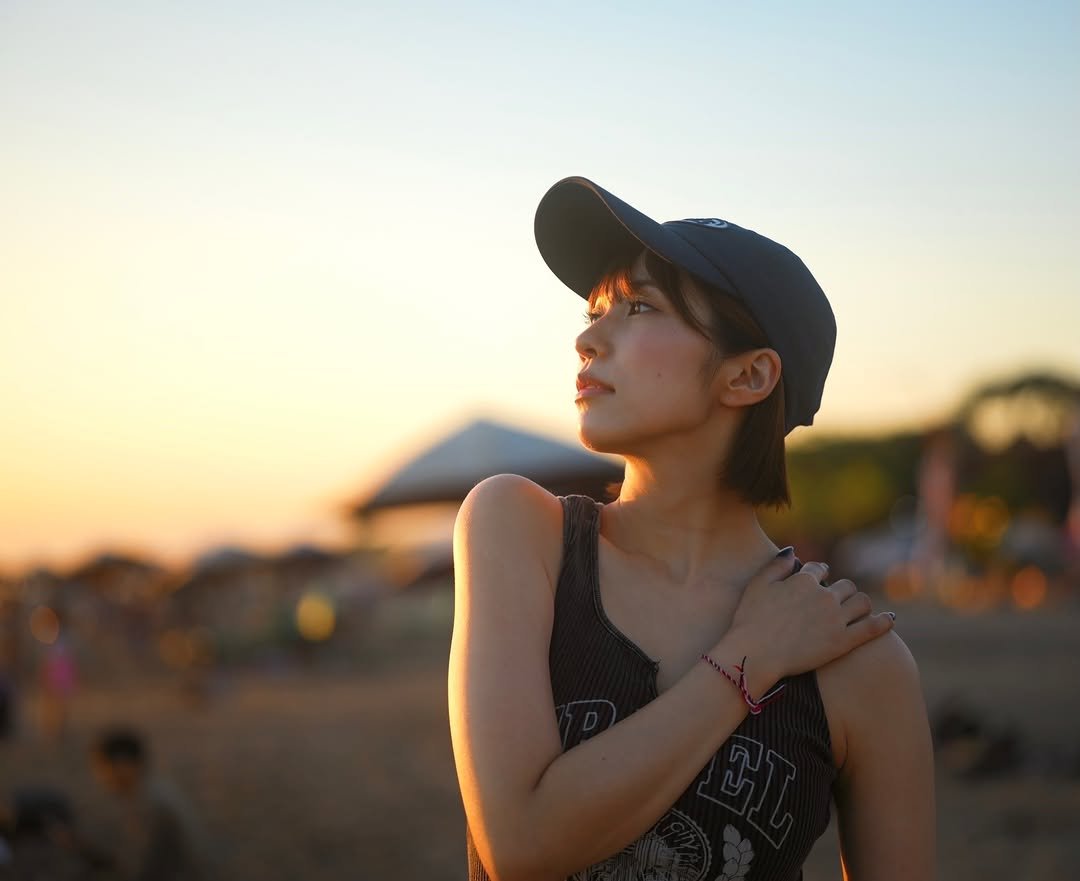tubasa___mai 게시물 이미지: .
ビーチで夕焼けを見ながら、
普段飲まないお酒を飲んだ私🥹❤️
⁡
こうやって、ゆっくり過ご...