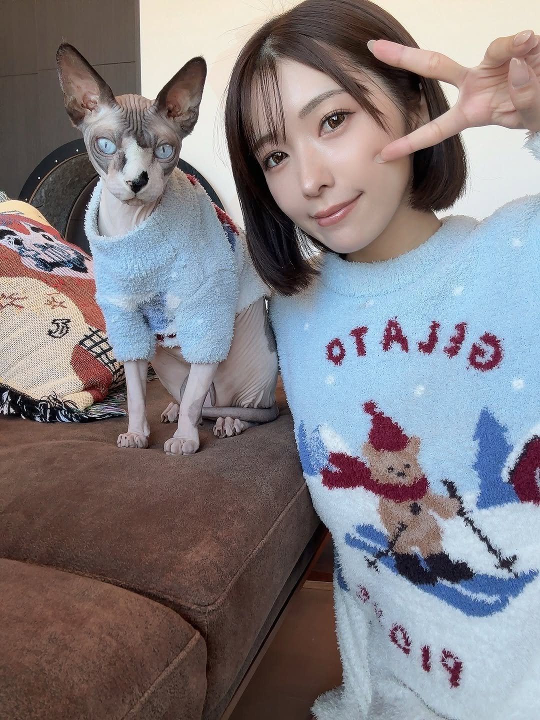 Photo by つばさ 舞❤️‍🔥 on January 05, 2026. May be an image of sweater and text.