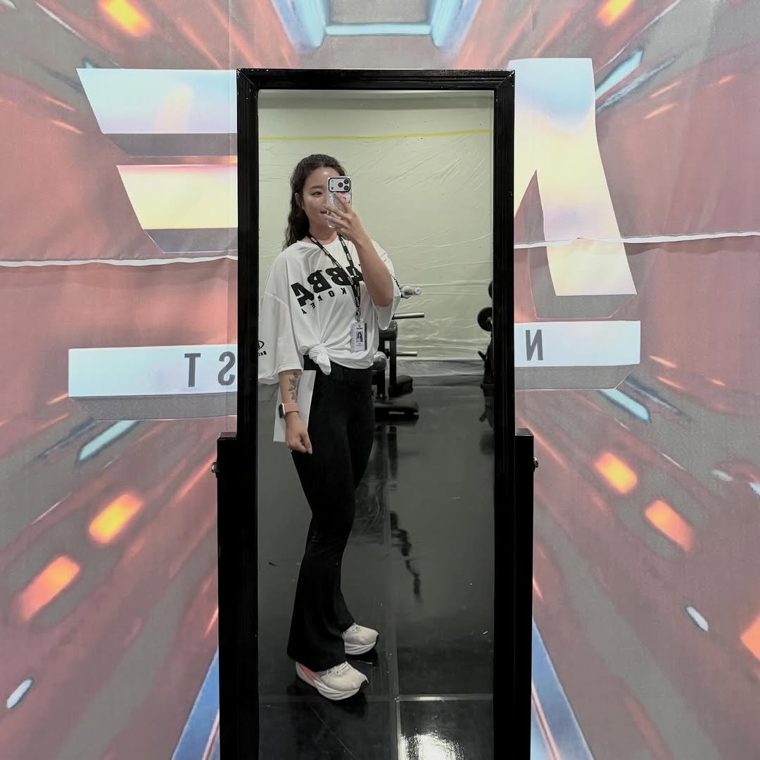 twinkle._.seo 게시물 이미지: 2026 NABBA Korea Crew ✨

작년 비키니 대회를 준비하고 무대에...