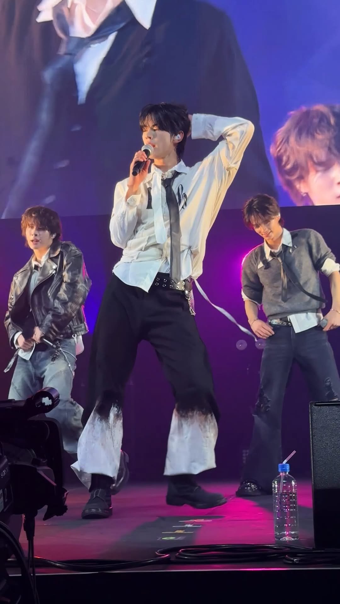 tws_pledis 게시물 이미지: ‘Countdown!’ ＠ COUNTDOWN JAPAN 25/26

#TWS...